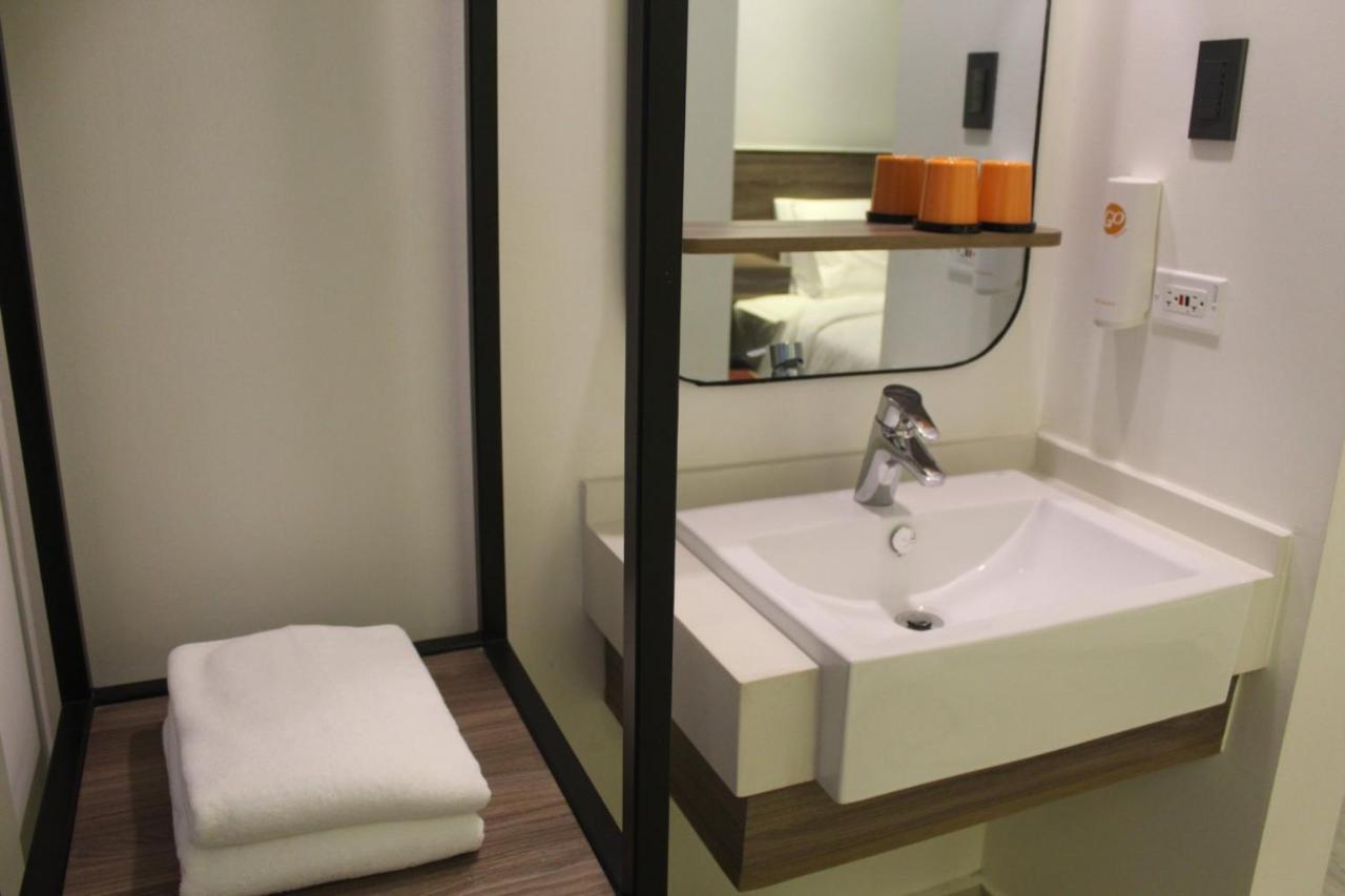 Go Hotels Plus Tuguegarao Exterior photo